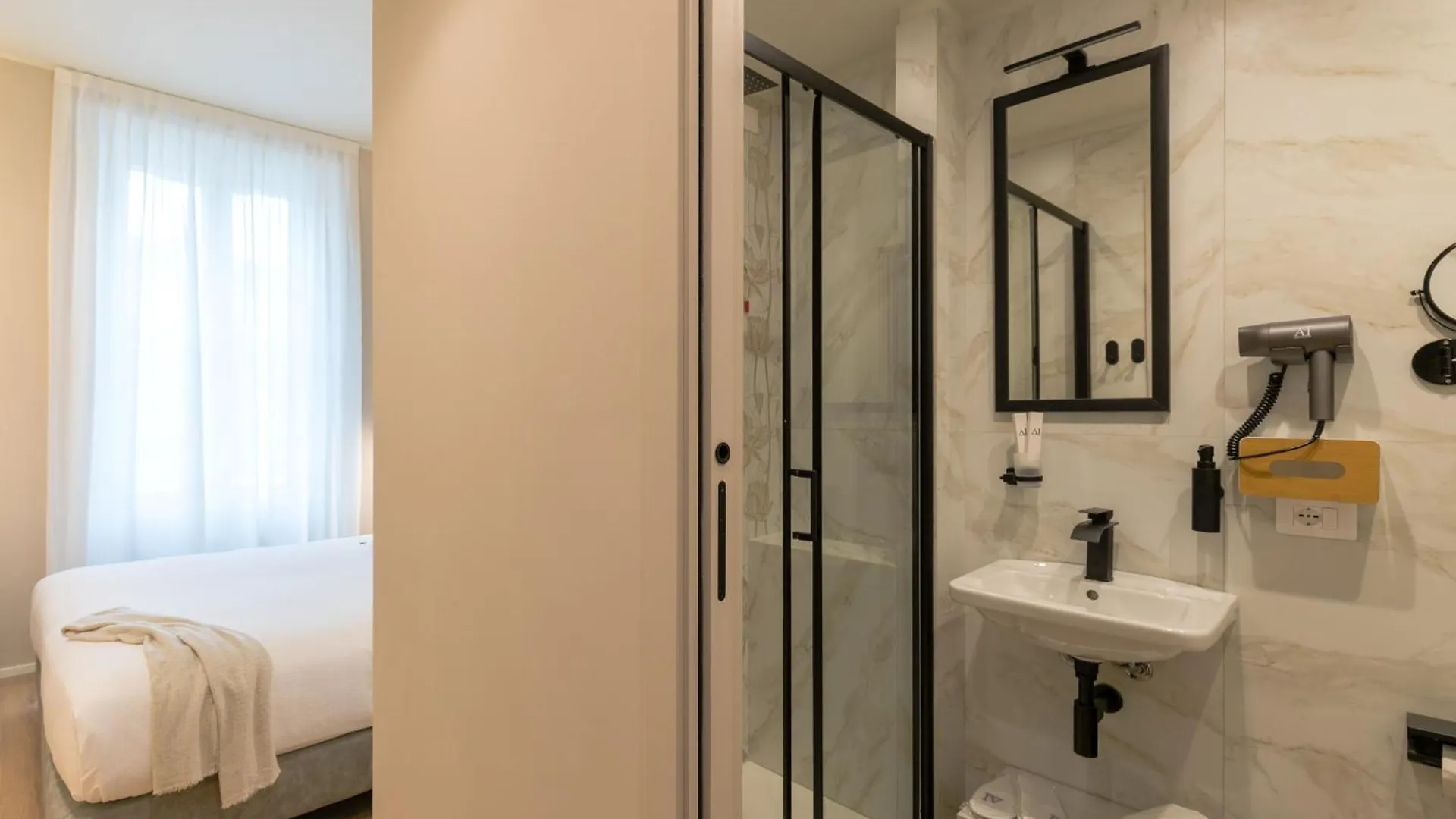 Aiello Hotels - Isola Design District Milan