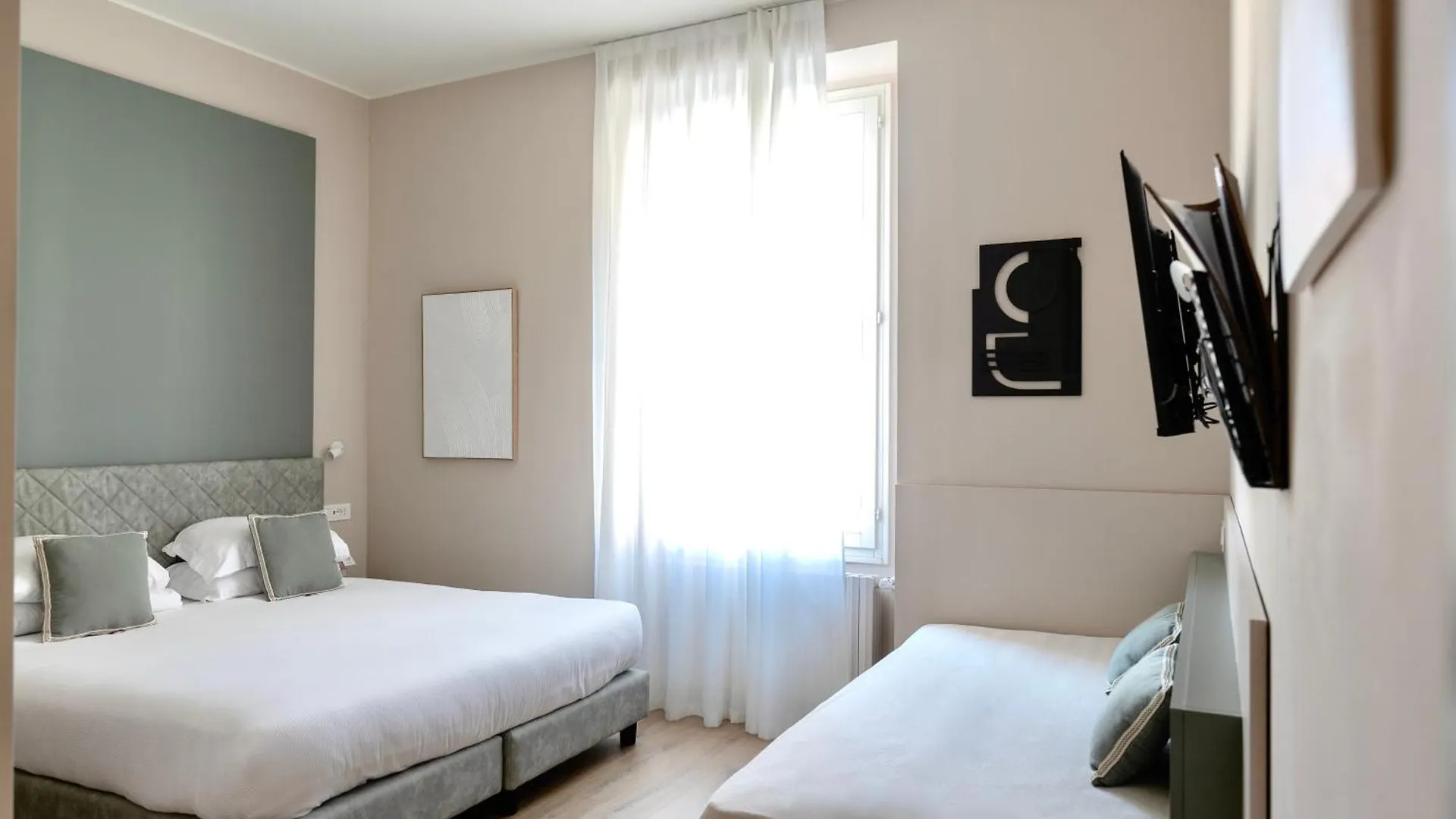 Aiello Hotels - Isola Design District Milan 0*,  Italy